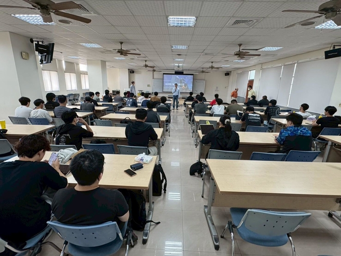 【活動】4/14(二)華泰電子與日月光半導體校外實習媒合說明會圖片