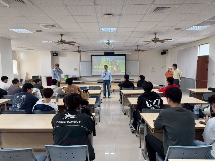 【活動】4/14(二)華泰電子與日月光半導體校外實習媒合說明會圖片